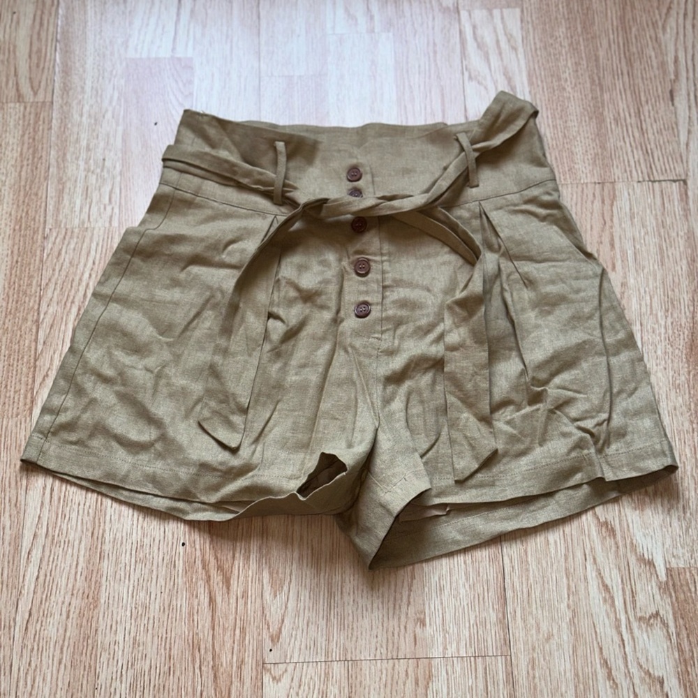 High waisted Olive green linen shorts with belt